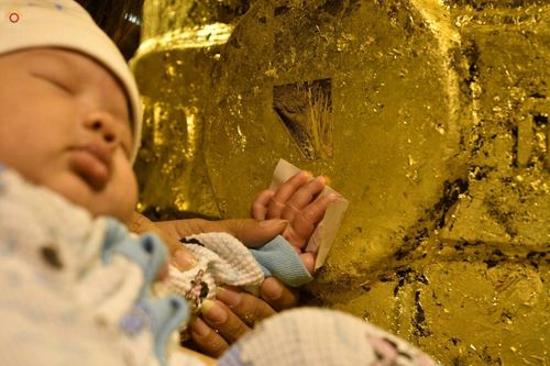 ภาพ No.28015:พิธีปิดแผ่นทองระฆังธรรม เข้าสู่ยุคชาวศิวิไลซ์และพิธีสวดธัมมจักกัปปวัตนสูตร