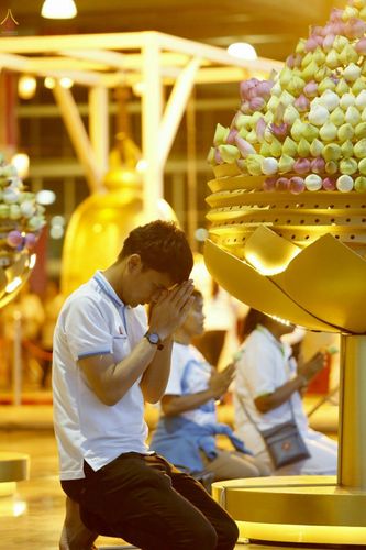 ภาพ No.28022:พิธีปิดแผ่นทองระฆังธรรม เข้าสู่ยุคชาวศิวิไลซ์และพิธีสวดธัมมจักกัปปวัตนสูตร