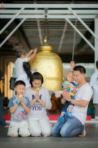 ภาพ No.28046:พิธีปิดแผ่นทองระฆังธรรม เข้าสู่ยุคชาวศิวิไลซ์และพิธีสวดธัมมจักกัปปวัตนสูตร