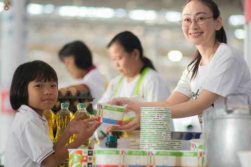 ภาพ No.28059:พิธีปิดแผ่นทองระฆังธรรม เข้าสู่ยุคชาวศิวิไลซ์และพิธีสวดธัมมจักกัปปวัตนสูตร