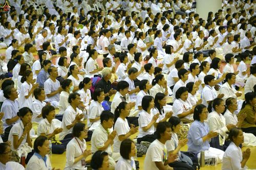 ภาพ No.28065:พิธีปิดแผ่นทองระฆังธรรม เข้าสู่ยุคชาวศิวิไลซ์และพิธีสวดธัมมจักกัปปวัตนสูตร