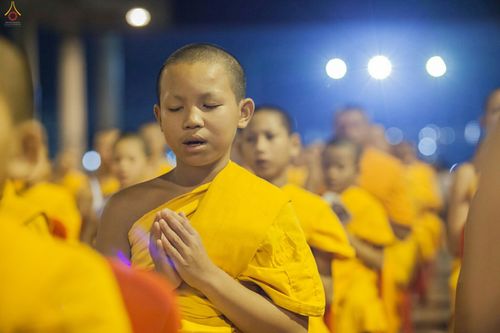 ภาพ No.28079:พิธีปิดแผ่นทองระฆังธรรม เข้าสู่ยุคชาวศิวิไลซ์และพิธีสวดธัมมจักกัปปวัตนสูตร