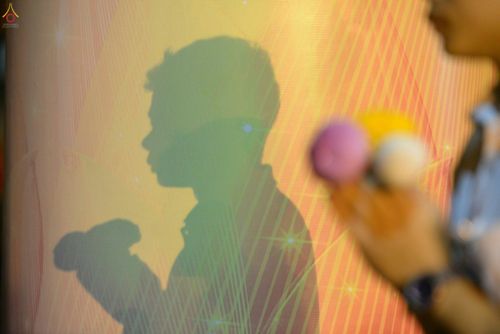 ภาพ No.28103:พิธีปิดแผ่นทองระฆังธรรม เข้าสู่ยุคชาวศิวิไลซ์ และพิธีสวดธัมมจักกัปปวัตนสูตร มุ่งสู่ความสำเร็จ ๑๒,๓๔๕,๖๗๘ จบ