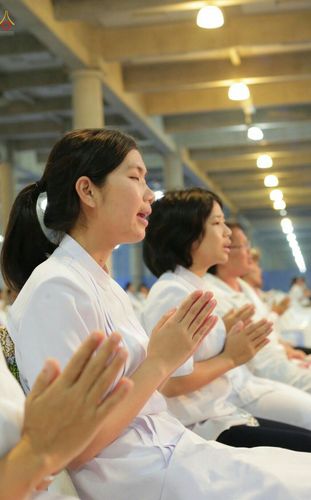 ภาพ No.28138:พิธีปิดแผ่นทองระฆังธรรม เข้าสู่ยุคชาวศิวิไลซ์ และพิธีสวดธัมมจักกัปปวัตนสูตร มุ่งสู่ความสำเร็จ ๑๒,๓๔๕,๖๗๘ จบ