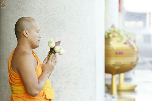 ภาพ No.28143:พิธีปิดแผ่นทองระฆังธรรม เข้าสู่ยุคชาวศิวิไลซ์ และพิธีสวดธัมมจักกัปปวัตนสูตร มุ่งสู่ความสำเร็จ ๑๒,๓๔๕,๖๗๘ จบ