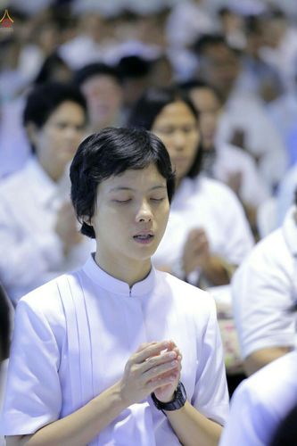 ภาพ No.28144:พิธีปิดแผ่นทองระฆังธรรม เข้าสู่ยุคชาวศิวิไลซ์ และพิธีสวดธัมมจักกัปปวัตนสูตร มุ่งสู่ความสำเร็จ ๑๒,๓๔๕,๖๗๘ จบ