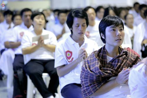 ภาพ No.28147:พิธีปิดแผ่นทองระฆังธรรม เข้าสู่ยุคชาวศิวิไลซ์ และพิธีสวดธัมมจักกัปปวัตนสูตร มุ่งสู่ความสำเร็จ ๑๒,๓๔๕,๖๗๘ จบ