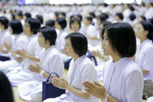 ภาพ No.28167:พิธีปิดแผ่นทองระฆังธรรม เข้าสู่ยุคชาวศิวิไลซ์ และพิธีสวดธัมมจักกัปปวัตนสูตร มุ่งสู่ความสำเร็จ ๑๒,๓๔๕,๖๗๘ จบ