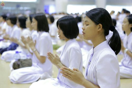 ภาพ No.28166:พิธีปิดแผ่นทองระฆังธรรม เข้าสู่ยุคชาวศิวิไลซ์ และพิธีสวดธัมมจักกัปปวัตนสูตร มุ่งสู่ความสำเร็จ ๑๒,๓๔๕,๖๗๘ จบ