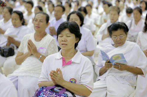 ภาพ No.28170:พิธีปิดแผ่นทองระฆังธรรม เข้าสู่ยุคชาวศิวิไลซ์ และพิธีสวดธัมมจักกัปปวัตนสูตร มุ่งสู่ความสำเร็จ ๑๒,๓๔๕,๖๗๘ จบ