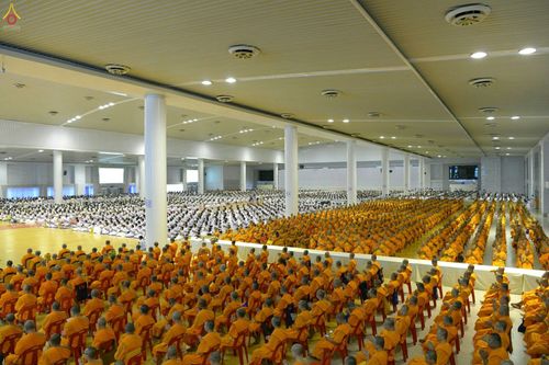 ภาพ No.28185:พิธีปิดแผ่นทองระฆังธรรม เข้าสู่ยุคชาวศิวิไลซ์ และพิธีสวดธัมมจักกัปปวัตนสูตร มุ่งสู่ความสำเร็จ ๑๒,๓๔๕,๖๗๘ จบ