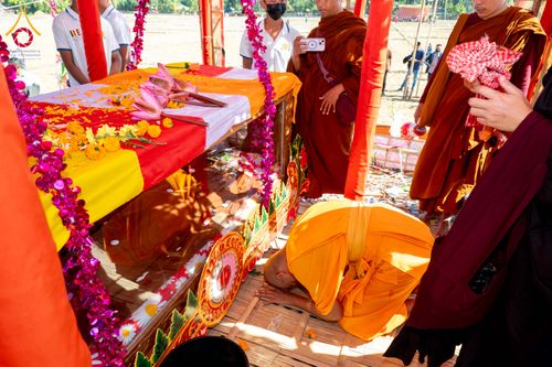 ภาพ No.280172:วันที่ 19 ธันวาคม พ.ศ. 2568 พิธีชำระร่าง พระติโลกานันทะ มหาเถโร  พระสังฆราชองค์ที่ 4 แห่งเทือกเขาจิตตะกอง  ประเทศบังกลาเทศ