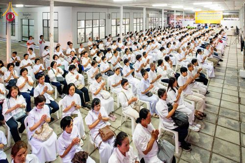 ภาพ No.314572:วันศุกร์ที่ 20 มีนาคม พ.ศ. 2569 พิธีบำเพ็ญกุศล คุณพ่อณรงค์ จินตมากุล โยมบิดา พระครูปลัดรัตนวีรวัฒน์ (รังสฤษดิ์ อิทฺธิจินตโก) ที่ปรึกษาเจ้าคณะจังหวัดปทุมธานี เจ้าอาวาสวัดพระธรรมกาย  ณ ห้องปลูกศรัทธา 2 วัดพระธรรมกาย ปทุมธานี