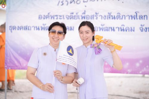 ภาพ No.331386:วันที่ 31 พฤษภาคม พ.ศ.2569 พิธีทอดผ้าป่าและตอกเสาเข็มมงคลต้นแรก องค์พระเจดีย์เพื่อสร้างสันติภาพโลก  ณ ธุดงคสถานพัฒนานิคม จังหวัดลพบุรี