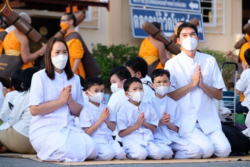 ภาพ No.72269:พิธีต้อนรับพระธรรมยาตรา ในโครงการธรรมยาตรากตัญญูบูชา มหาปูชนียาจารย์ พระมงคลเทพมุนี(สด จนฺทสโร) พระผู้ปราบมาร อนุสรณ์สถาน 7 แห่ง ปีที่ 11 วันที่ 18 มกราคม พ.ศ. 2566 ณ อนุสรณ์สถานลำดับที่ 4 สถานที่เกิดด้วยกายธรรม วัดโบสถ์ (บน) บางคูเวียง อ.บางกรวย จ.นนทบุ