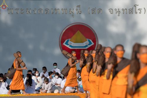 ภาพ No.70847:พิธีต้อนรับพระธรรมยาตรา ในโครงการธรรมยาตรากตัญญูบูชา มหาปูชนียาจารย์ พระมงคลเทพมุนี(สด จนฺทสโร) พระผู้ปราบมาร อนุสรณ์สถาน 7 แห่ง ปีที่ 11 วันที่ 14 มกราคม พ.ศ. 2566 ณ อนุสรณ์สถานลำดับที่ 3 สถานที่เกิดในเพศสมณะ วัดสองพี่น้อง อ.สองพี่น้อง จ.สุพรรณบุรี