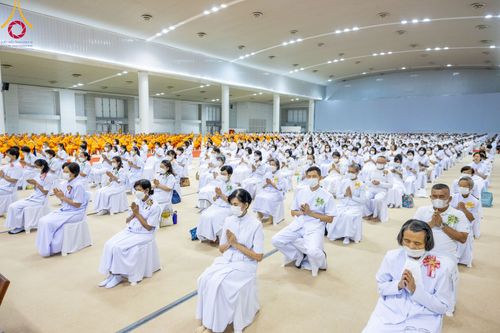 ภาพ No.90659:พิธีบำเพ็ญกุศลสวดพระอภิธรรม อุบาสกถาวร พรหมถาวร (อุบาสกผู้ปั้นพระ) วันอาทิตย์ที่ 15 ตุลาคม พ.ศ. 2566 ณ ห้องแก้วสารพัดนึก 1 สภาธรรมกายสากล วัดพระธรรมกาย จ.ปทุมธานี