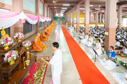 ภาพ No.288572:วันที่ 5 มกราคม พ.ศ. 2569 พิธีทอดผ้าป่าทำนุบำรุงศาสนสถาน ณ วัดอัมพวัน ต.สองพี่น้อง อ.สองพี่น้อง จ.สุพรรณบุรี ในโครงการธรรมยาตรา กตัญญูบูชา มหาปูชนียาจารย์ พระมงคลเทพมุนี(สด จนฺทสโร) พระผู้ปราบมาร อนุสรณ์สถาน 7 แห่ง ปีที่ 14