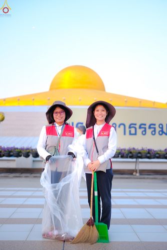 ภาพ No.306567:ภาพเบื้องหลังอาสาสมัครรวมใจ ชุดที่ 5 ในโครงการธรรมยาตรา กตัญญูบูชา มหาปูชนียาจารย์ พระมงคลเทพมุนี(สด จนฺทสโร) พระผู้ปราบมาร อนุสรณ์สถาน 7 แห่ง ปีที่ 14