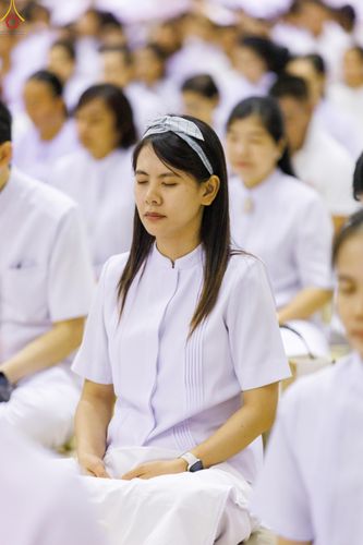 ภาพ No.337838:วันอาทิตย์ต้นเดือน 5 กรกฎาคม พ.ศ.2569 พิธีบูชาข้าวพระ ณ สภาธรรมกายสากล วัดพระธรรมกาย