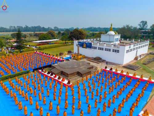 ภาพ No.77962:พิธีบรรพชาสามเณรหมู่ ณ ประเทศเนปาล วันที่ 16 มีนาคม พ.ศ. 2566