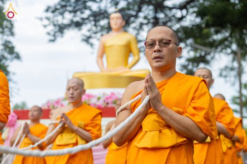 ภาพ No.336338:วันจันทร์ที่ 22 มิถุนายน พ.ศ.2569 พิธีอัญเชิญพระธรรมกาย  วัดกลางธนรินทร์ ต.บ้านแป้ง อ.พรหมบุรี จ.สิงห์บุรี