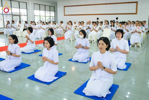 ภาพ No.278419:วันพุธที่ 10 ธันวาคม พ.ศ.2568  พิธีทอดผ้าป่าเพื่อสนับสนุนโครงการตักบาตรพระ 10,000 รูป เมืองกาญจนบุรี ณ อาคารปลูกศรัทธา วัดพระธรรมกาย