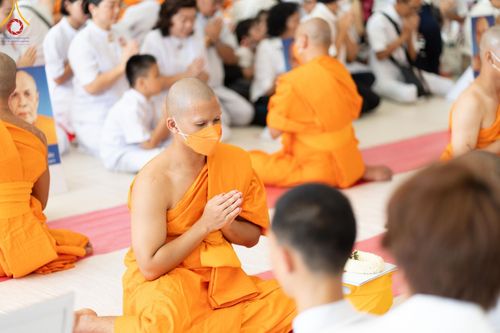 ภาพ No.141511:พิธีบรรพชาอุปสมบท โครงการอุปสมบทหมู่รุ่นผู้บริหาร รุ่นที่ 14 โครงการอุปสมบทหมู่ธรรมทายาท ระดับอุดมศึกษา รุ่นที่ 51 ภาคฤดูฝน ณ โบสถ์พระไตรปิฎก วัดพระธรรมกาย ในวันเสาร์ที่ 15 มิถุนายน พ.ศ. 2567