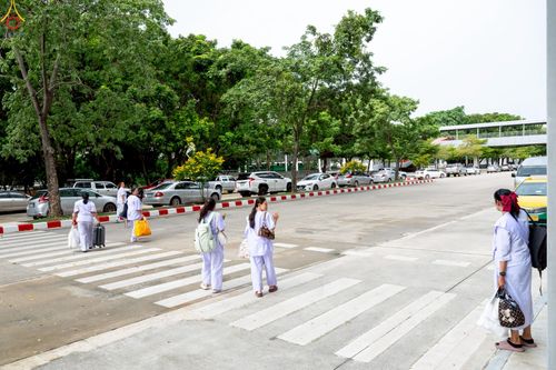 ภาพ No.242900:วันที่ 29-31 สิงหาคม พ.ศ. 2568 องค์กรภาคีเครือข่าย “บวร” (บ้าน-วัด-โรงเรียน-ราชการ) อ.คลองหลวง จัดบวชอุบาสิกาแก้ว ถวายพระราชกุศลแด่สมเด็จพระพันปีหลวง - กตัญญูบูชาแด่ผู้มีพระคุณ