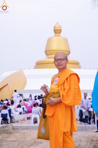 ภาพ No.121025:V.20 เป็นปลื้ม การเตรียมงาน เก็บงาน การรับบุญของเจ้าหน้าที่หน่วยงานต่างๆ เพื่อโครงการธรรมยาตรา กตัญญูบูชา มหาปูชนียาจารย์ พระมงคลเทพมุนี (สด จนฺทสโร) พระผู้ปราบมาร อนุสรณ์สถาน 7 แห่ง ปีที่ 12 ระหว่างวันที่ 2 - 31 มกราคม พ.ศ.2567