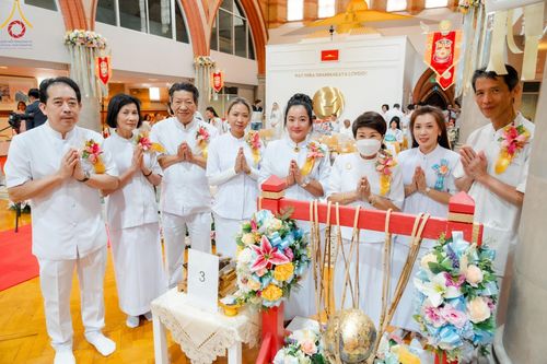 ภาพ No.142750:พิธีพัทธสีมา ประดิษฐานลูกนิมิตมหาสมบัติ สถาปนาอุโบสถวัดพระธรรมกายลอนดอน บูชาธรรม 80 ปี หลวงพ่อธัมมชโย วันเสาร์ที่ 22 มิถุนายน พ.ศ. 2567