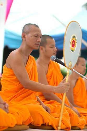 ภาพ No.24346:ประมวลภาพพิธีหล่อเทียนพรรษามหามงคลและพิธีถวายเทียนพรรษาแด่วัดทั่วประเทศ