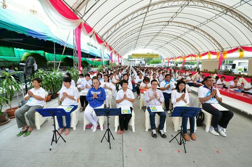 ภาพ No.24350:ประมวลภาพพิธีหล่อเทียนพรรษามหามงคลและพิธีถวายเทียนพรรษาแด่วัดทั่วประเทศ