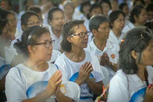 ภาพ No.24354:ประมวลภาพพิธีหล่อเทียนพรรษามหามงคลและพิธีถวายเทียนพรรษาแด่วัดทั่วประเทศ