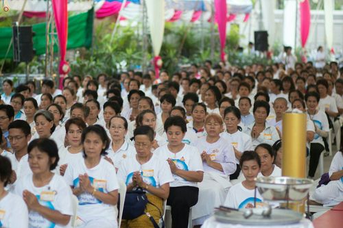 ภาพ No.24374:ประมวลภาพพิธีหล่อเทียนพรรษามหามงคลและพิธีถวายเทียนพรรษาแด่วัดทั่วประเทศ