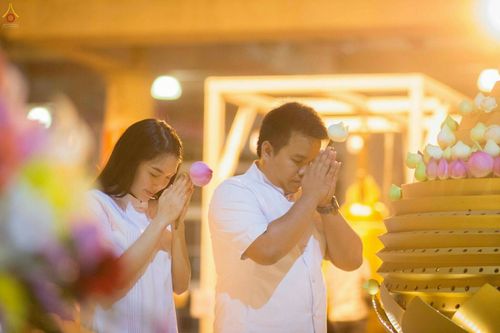 ภาพ No.27589:พิธีปิดแผ่นทองระฆังธรรม เข้าสู่ยุคชาวศิวิไลซ์และพิธีสวดธัมมจักกัปปวัตนสูตร