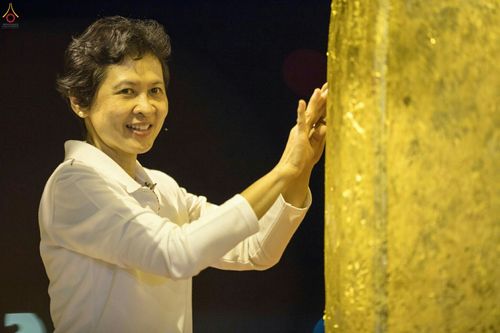 ภาพ No.27593:พิธีปิดแผ่นทองระฆังธรรม เข้าสู่ยุคชาวศิวิไลซ์และพิธีสวดธัมมจักกัปปวัตนสูตร