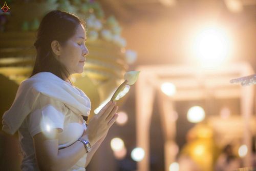 ภาพ No.27622:พิธีปิดแผ่นทองระฆังธรรม เข้าสู่ยุคชาวศิวิไลซ์และพิธีสวดธัมมจักกัปปวัตนสูตร