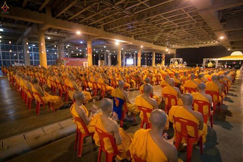 ภาพ No.27641:พิธีปิดแผ่นทองระฆังธรรม เข้าสู่ยุคชาวศิวิไลซ์และพิธีสวดธัมมจักกัปปวัตนสูตร