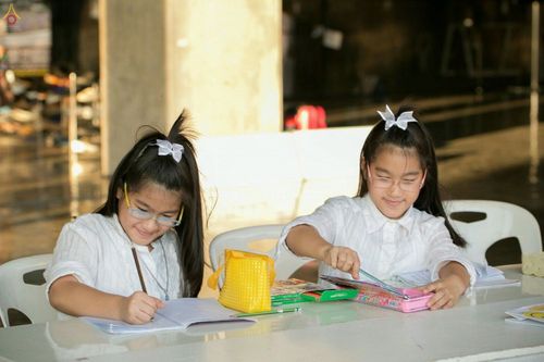 ภาพ No.27695:พิธีปิดแผ่นทองระฆังธรรม เข้าสู่ยุคชาวศิวิไลซ์และพิธีสวดธัมมจักกัปปวัตนสูตร