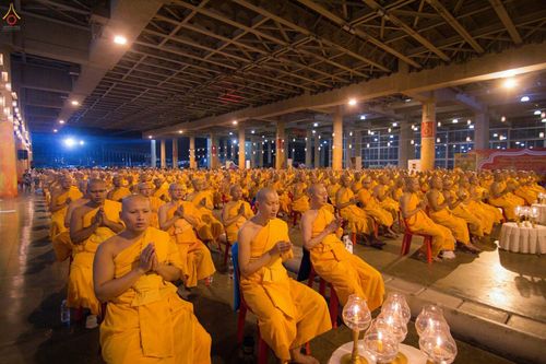 ภาพ No.27723:พิธีปิดแผ่นทองระฆังธรรม เข้าสู่ยุคชาวศิวิไลซ์และพิธีสวดธัมมจักกัปปวัตนสูตร