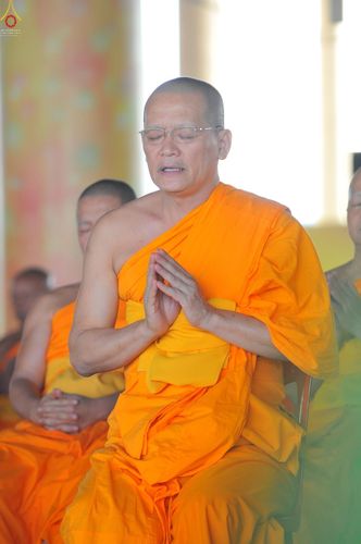 ภาพ No.27749:พิธีปิดแผ่นทองระฆังธรรม เข้าสู่ยุคชาวศิวิไลซ์และพิธีสวดธัมมจักกัปปวัตนสูตร