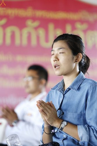 ภาพ No.27764:พิธีปิดแผ่นทองระฆังธรรม เข้าสู่ยุคชาวศิวิไลซ์และพิธีสวดธัมมจักกัปปวัตนสูตร