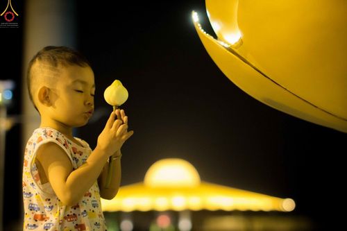 ภาพ No.27768:พิธีปิดแผ่นทองระฆังธรรม เข้าสู่ยุคชาวศิวิไลซ์และพิธีสวดธัมมจักกัปปวัตนสูตร