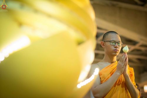 ภาพ No.27773:พิธีปิดแผ่นทองระฆังธรรม เข้าสู่ยุคชาวศิวิไลซ์และพิธีสวดธัมมจักกัปปวัตนสูตร