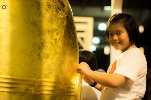 ภาพ No.27797:พิธีปิดแผ่นทองระฆังธรรม เข้าสู่ยุคชาวศิวิไลซ์และพิธีสวดธัมมจักกัปปวัตนสูตร