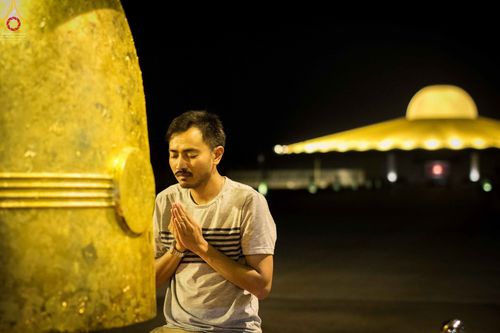 ภาพ No.27805:พิธีปิดแผ่นทองระฆังธรรม เข้าสู่ยุคชาวศิวิไลซ์และพิธีสวดธัมมจักกัปปวัตนสูตร