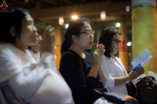 ภาพ No.27808:พิธีปิดแผ่นทองระฆังธรรม เข้าสู่ยุคชาวศิวิไลซ์และพิธีสวดธัมมจักกัปปวัตนสูตร