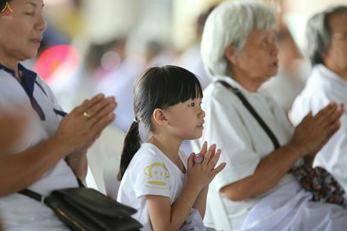 ภาพ No.27825:พิธีปิดแผ่นทองระฆังธรรม เข้าสู่ยุคชาวศิวิไลซ์และพิธีสวดธัมมจักกัปปวัตนสูตร