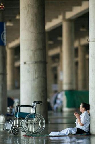 ภาพ No.27829:พิธีปิดแผ่นทองระฆังธรรม เข้าสู่ยุคชาวศิวิไลซ์และพิธีสวดธัมมจักกัปปวัตนสูตร